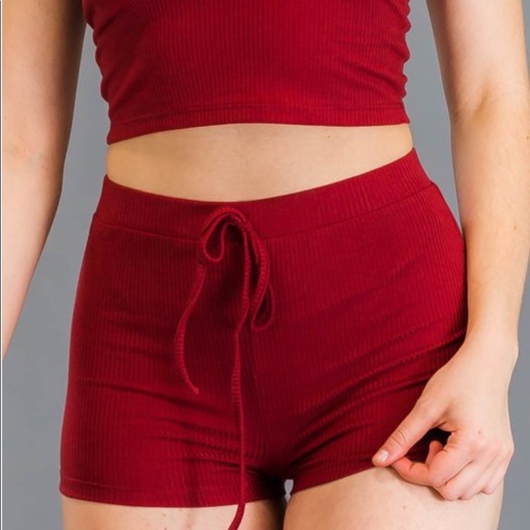 Crop Top Set - Picture 5 of 5